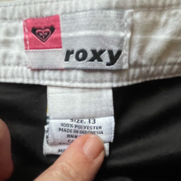 Used Roxy board short  13 - Picture 4 of 16